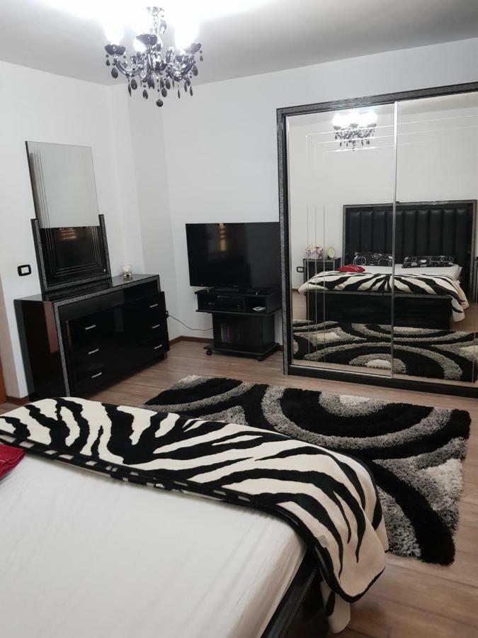 Casa Piri Hotel Анина Екстериор снимка