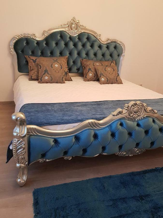 Casa Piri Hotel Анина Екстериор снимка