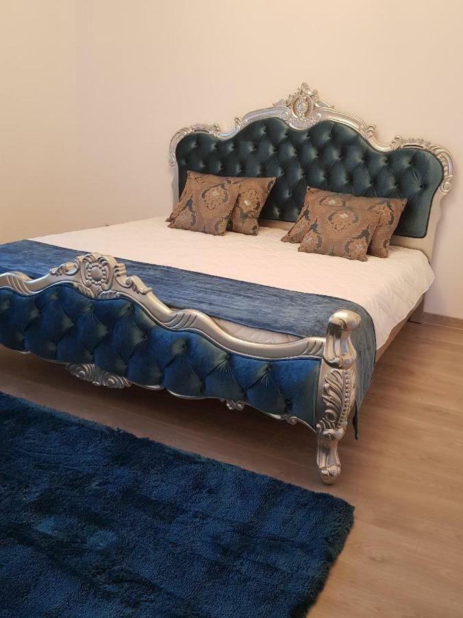 Casa Piri Hotel Анина Екстериор снимка