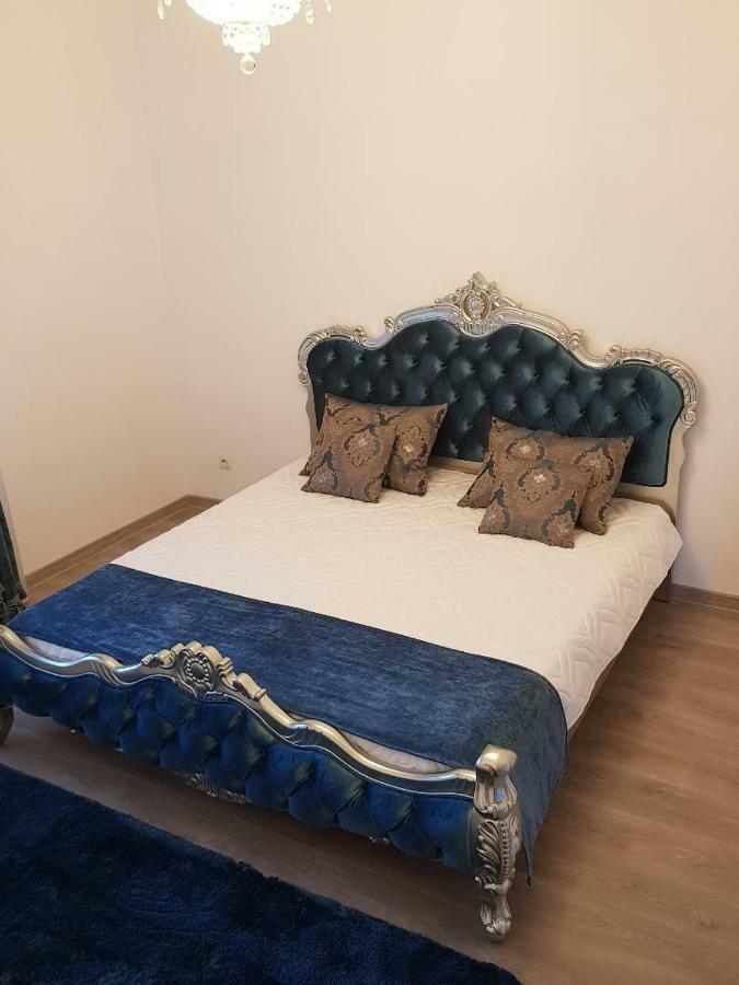 Casa Piri Hotel Анина Екстериор снимка