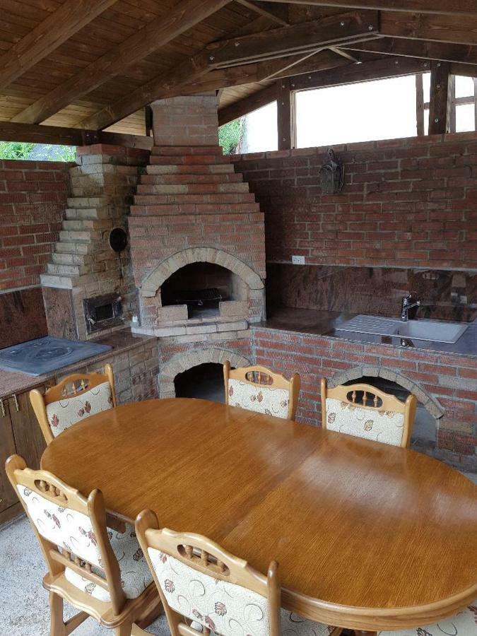 Casa Piri Hotel Анина Екстериор снимка