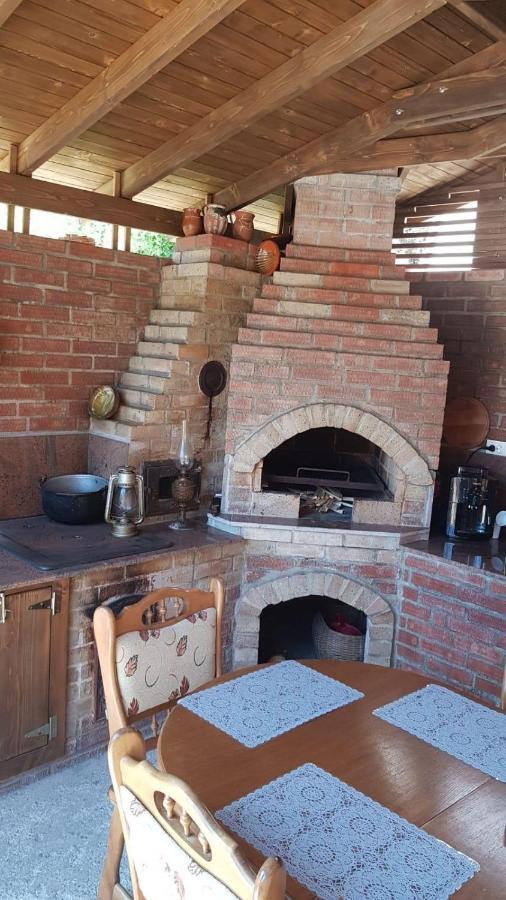Casa Piri Hotel Анина Екстериор снимка